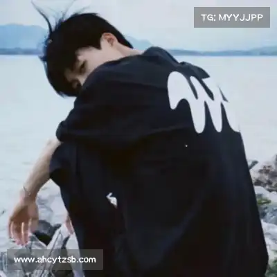 姬铃含